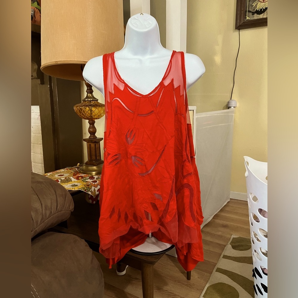 Beautiful Free People We The Free mesh tank!